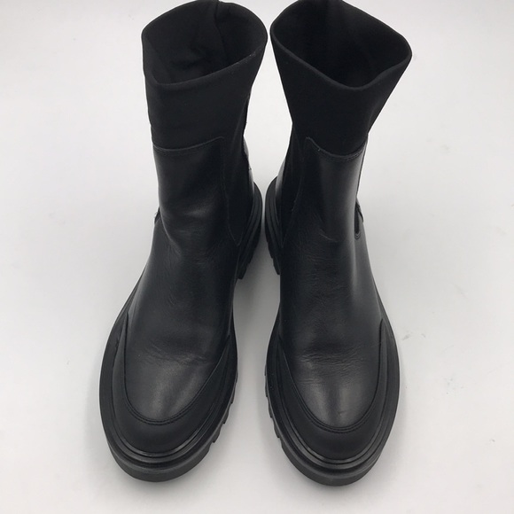 Bootlegger Black Leather Leather Elastic Chelsea Booties - Picture 5 of 7